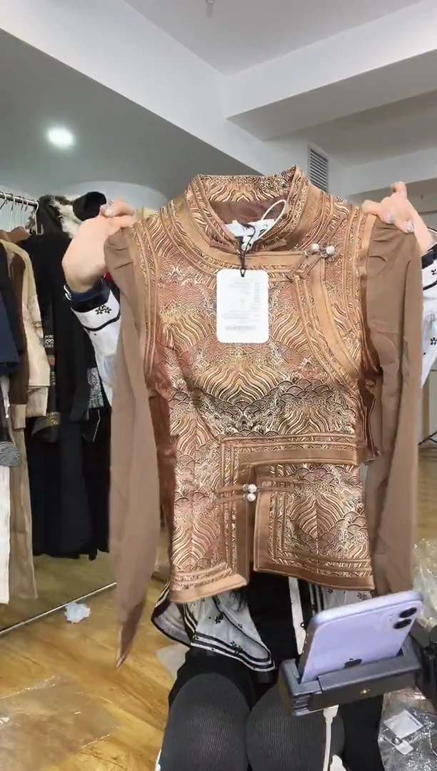 L码        105-115斤  纱袖