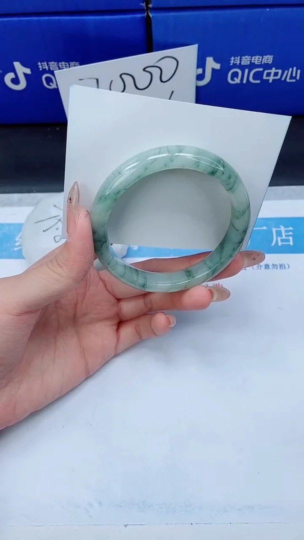 未镶嵌手镯石英质玉A162-60.6