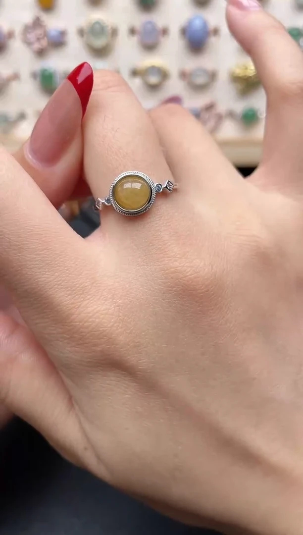 【闪购商品】翡翠戒指银S925镶嵌一物一证一礼盒