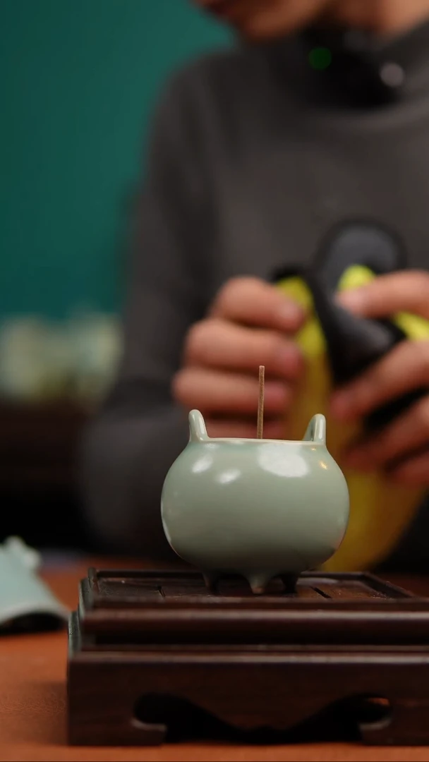 【闪购商品】瓷片小香炉哈哈哈哈哈哈