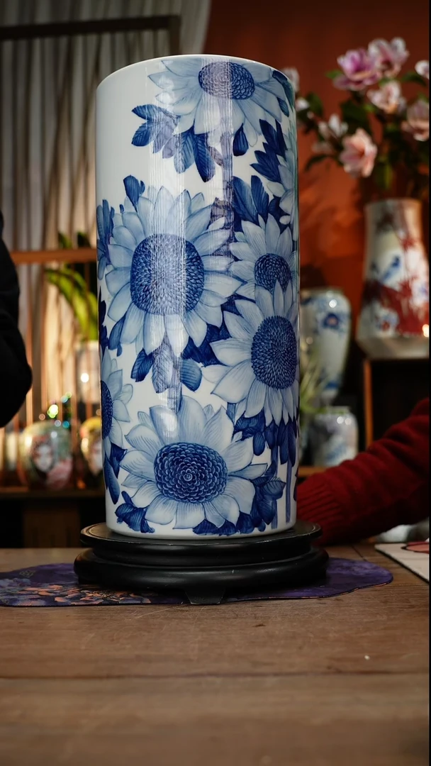 当代景德镇设计师釉下手绘陶瓷花瓶