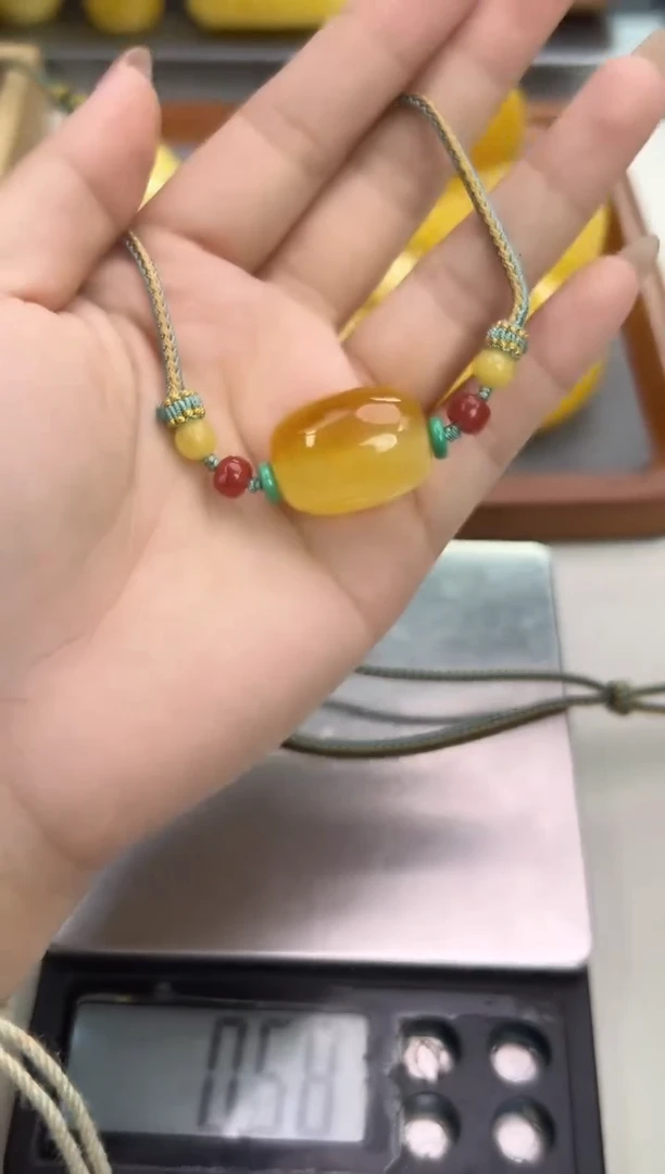 裸石琥珀未镶嵌琥珀蜜蜡吊坠