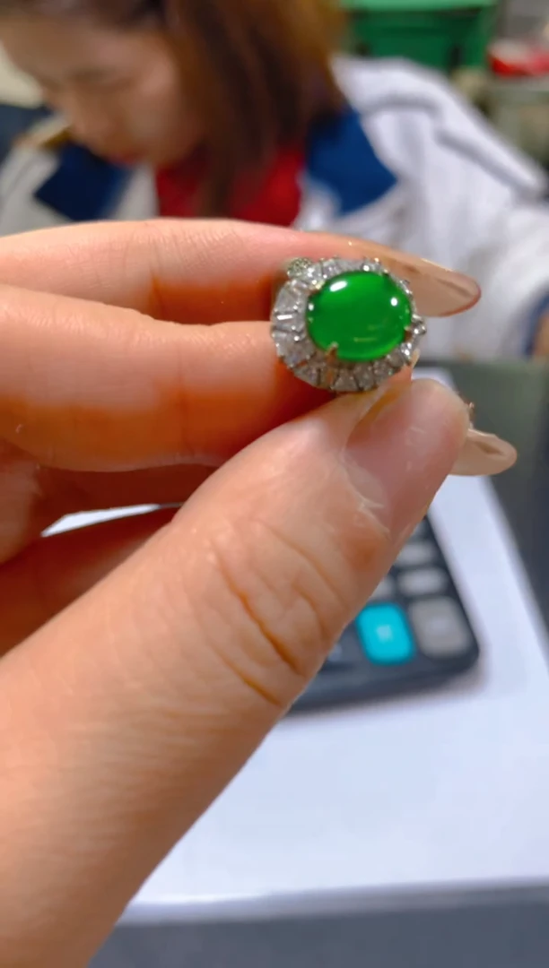 未镶嵌戒指翡翠多样性发一