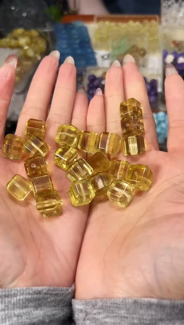 【闪购商品】水晶手串未镶嵌F78黄水晶方糖一个宽卡约11