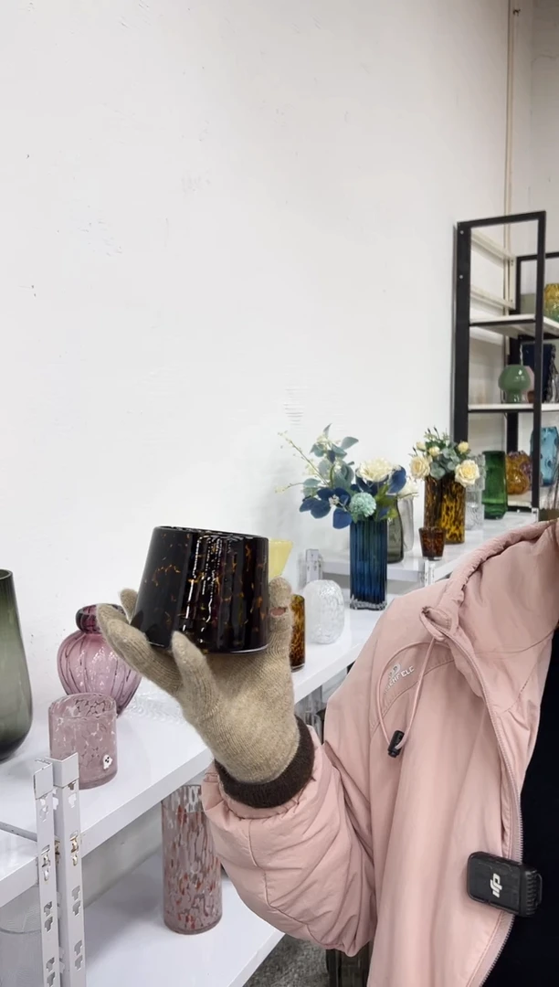 水养鲜花干花插花客厅装饰品一只