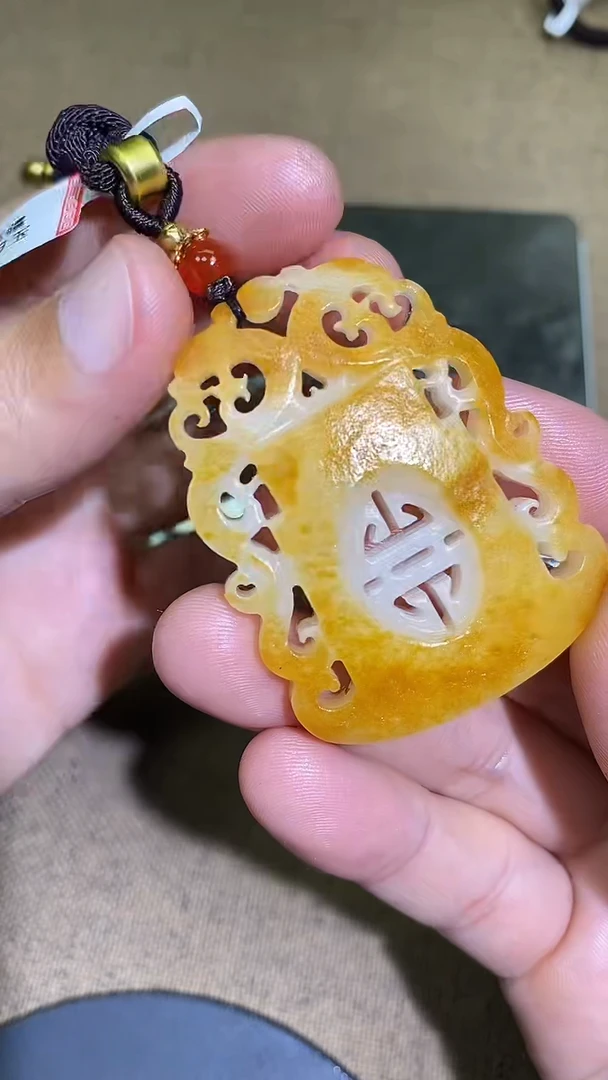 颈饰未镶嵌和田玉A7