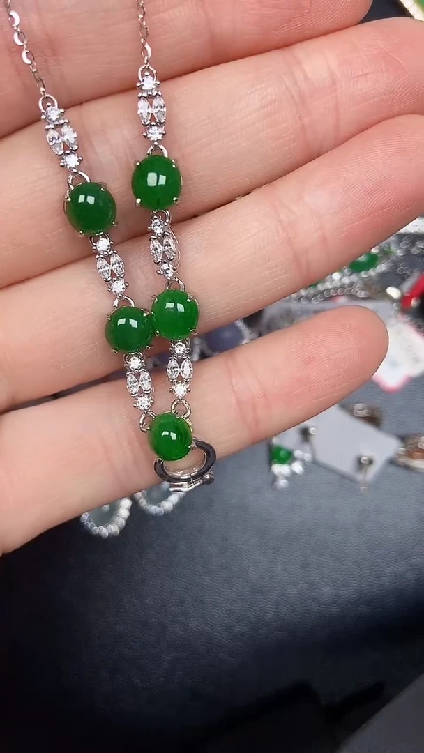 银S925镶嵌戒指翡翠3300