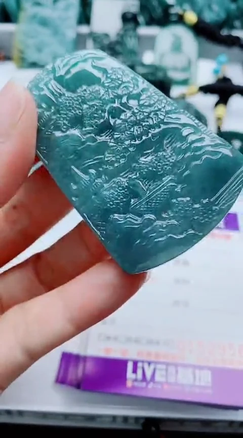 颈饰未镶嵌翡翠           多样性发其1一
