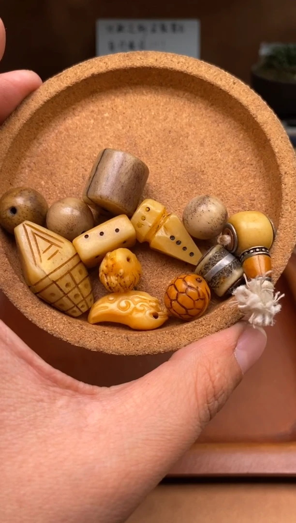 【闪购商品】牛骨其他杂件262-配饰一起发-瑕疵