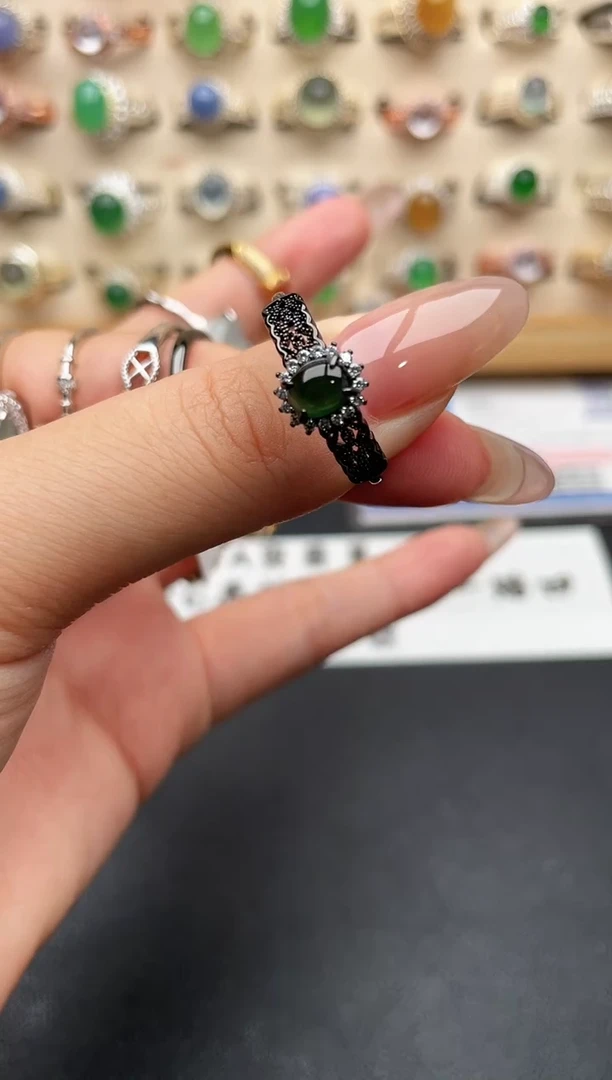 银S925镶嵌戒指翡翠一物一证一礼盒