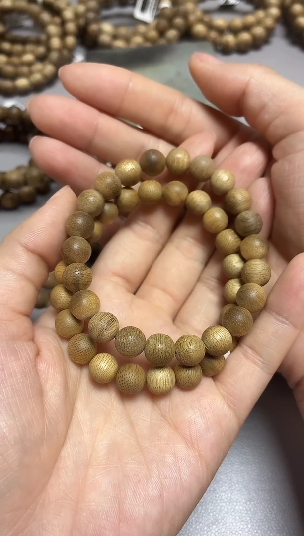 沉香手串菩萨棋圆珠单圈0.9多样性发其一