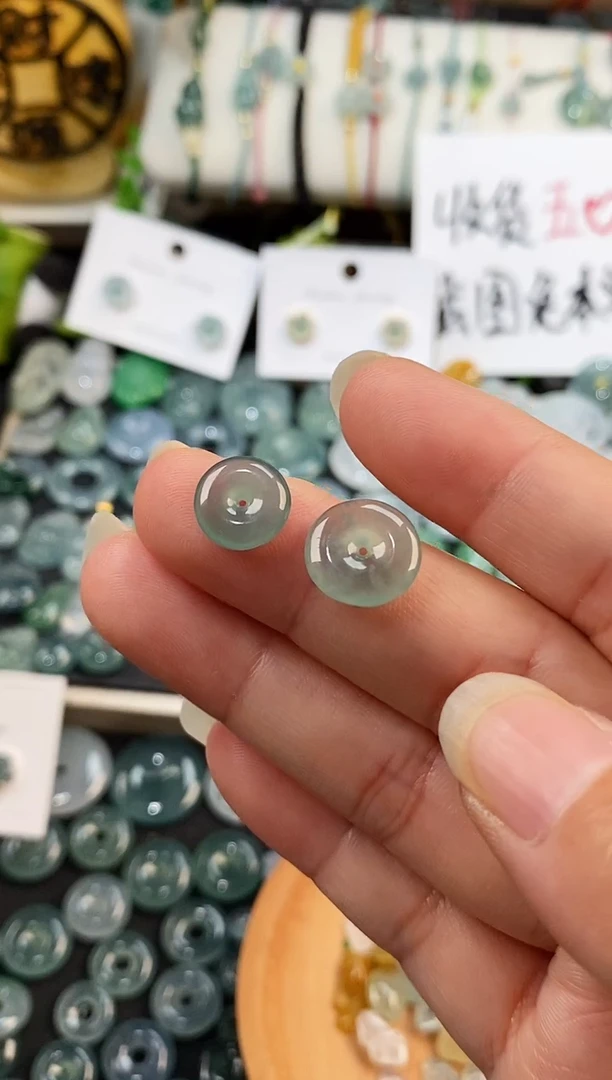 散珠翡翠冰种平安扣