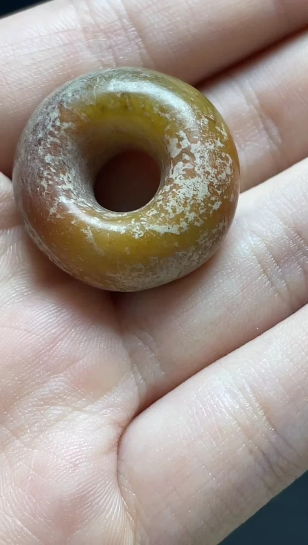 和田玉未镶嵌颈饰绝****片1