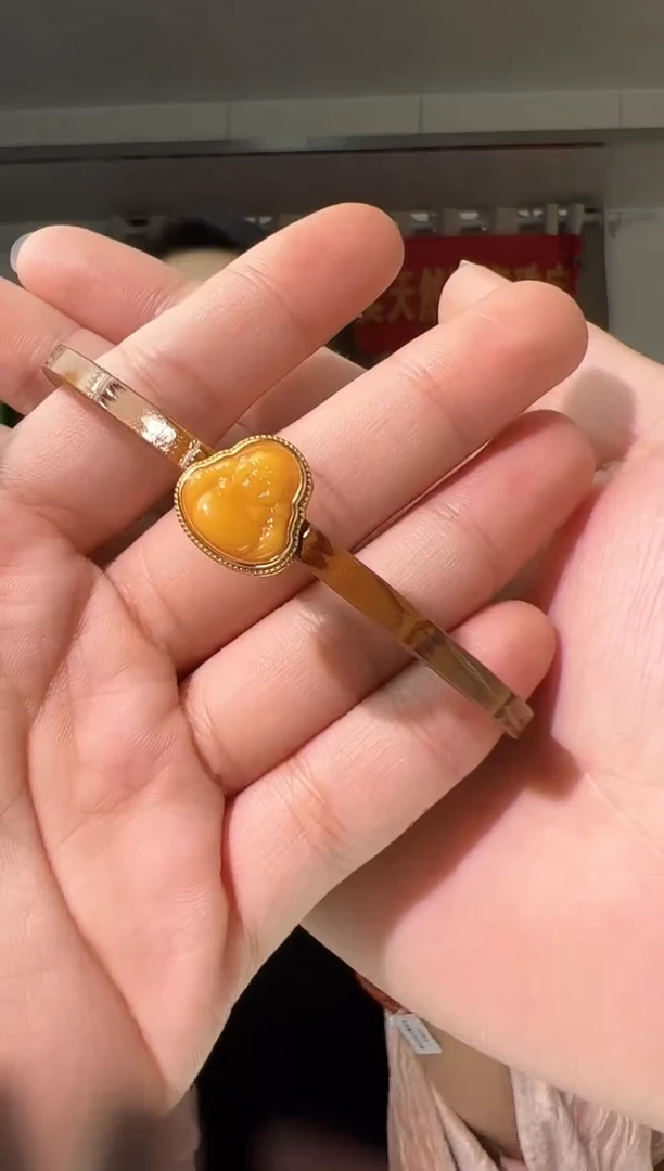 【闪购商品】蜜蜡手链银S925镶嵌蜜蜡佛公皮手链