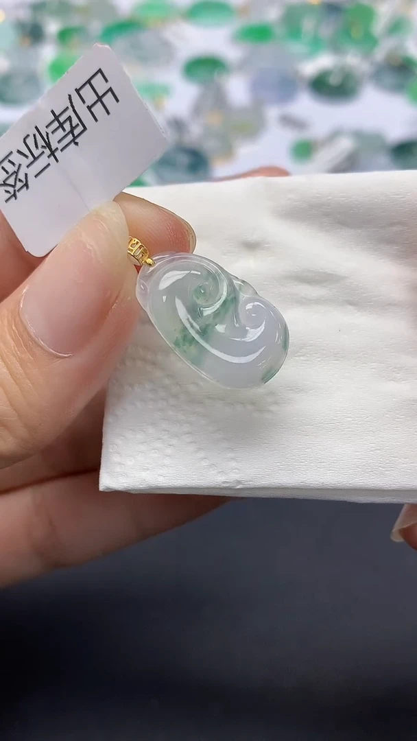翡翠未镶嵌颈饰天然缅甸a货翡翠