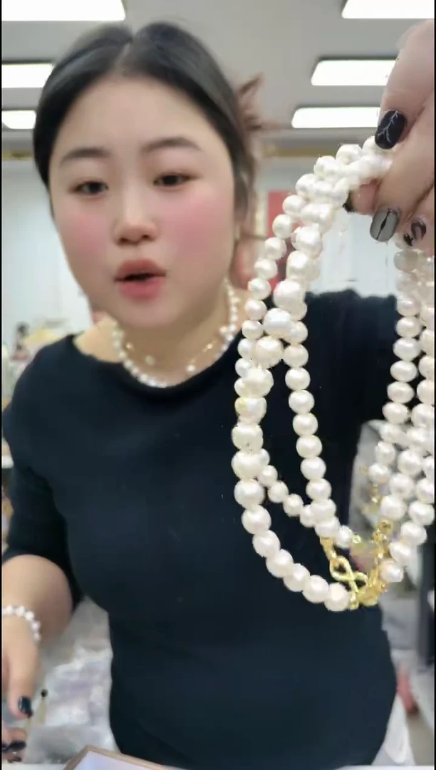 【闪购商品】淡水珍珠颈饰合金1812白珠项链