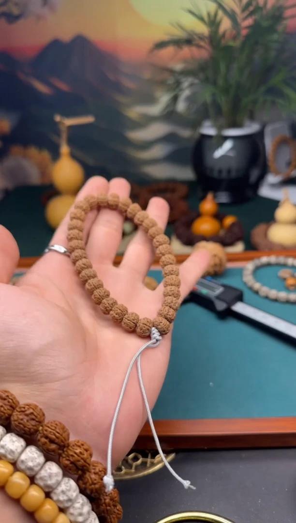 【闪购商品】金刚菩提吊坠纯血老树王手持尺寸10左右一物一图