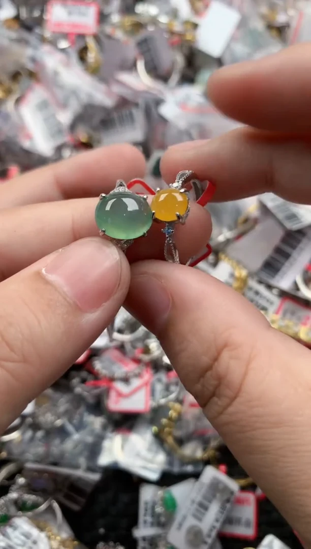 银S925镶嵌戒指翡翠66666   10