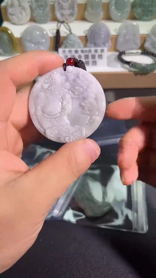 颈饰未镶嵌翡翠12/17  15