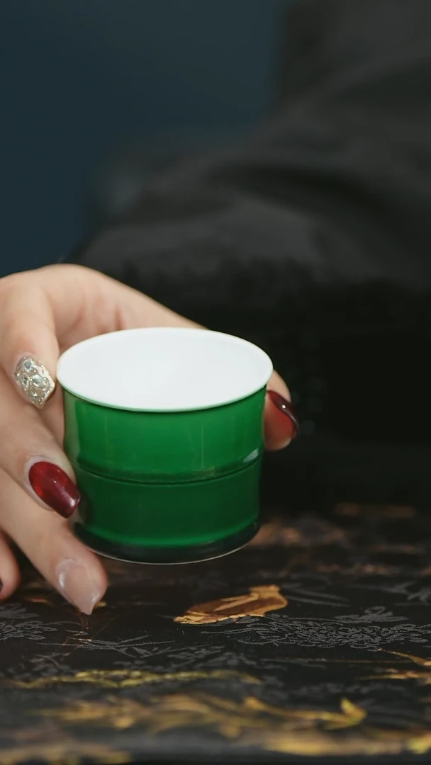 【闪购商品】瓷唐里帝王翡翠绿竹节杯