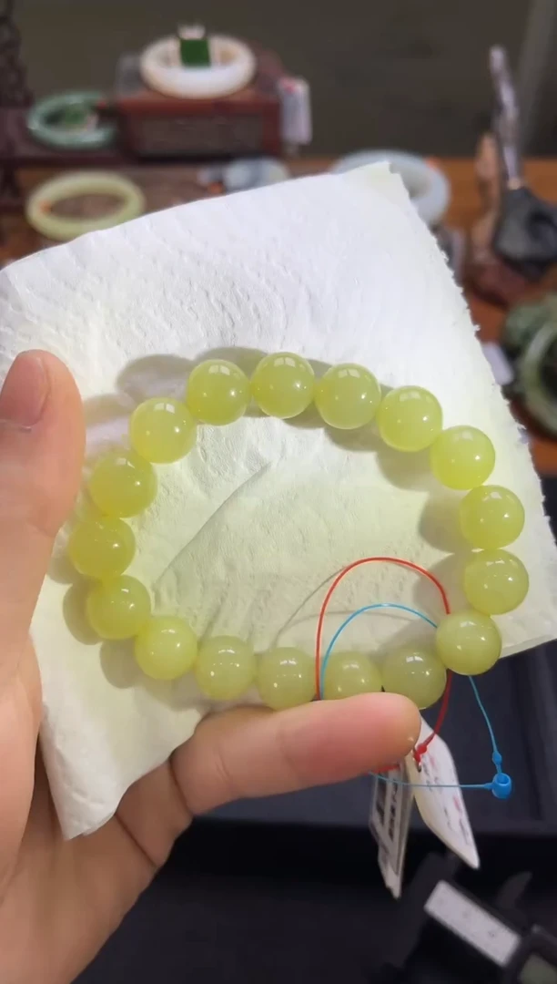 未镶嵌手串和田玉卡12若羌黄 圆珠