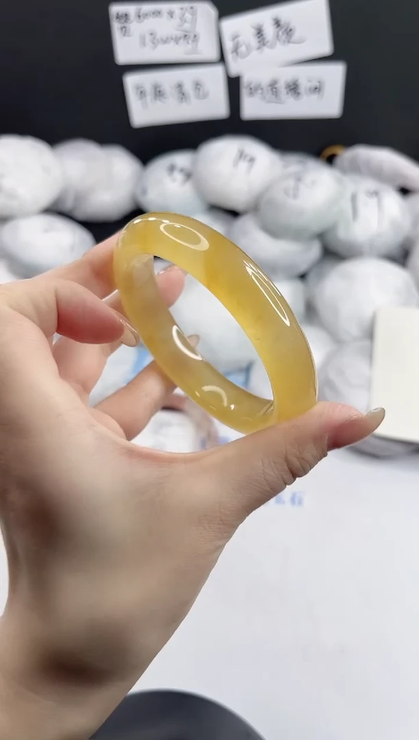 未镶嵌手镯石英质玉多样性发货V51