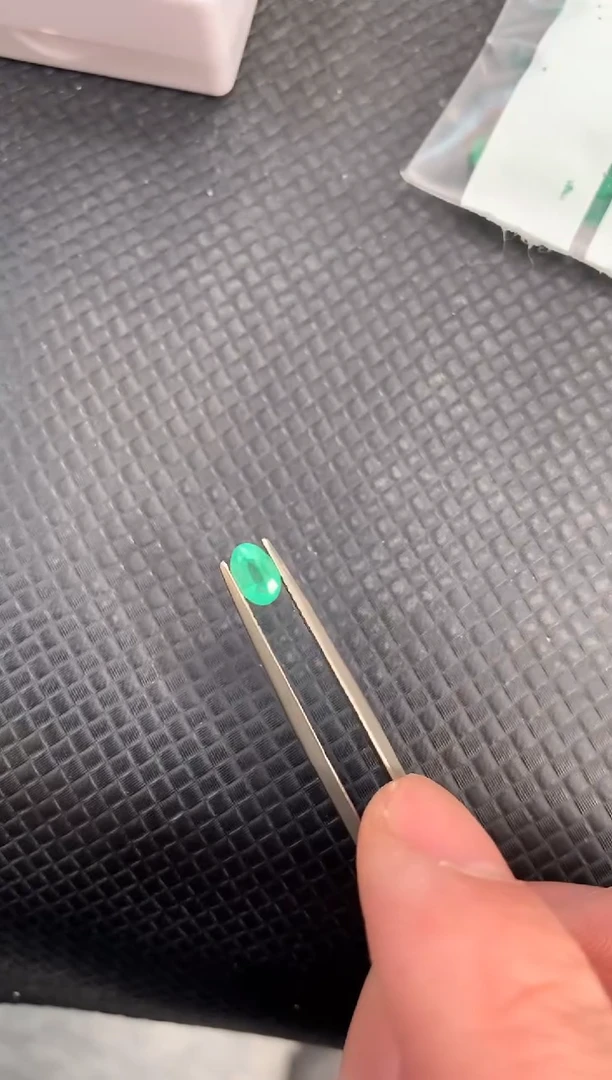 【闪购商品】祖母绿裸石未镶嵌天然祖母绿