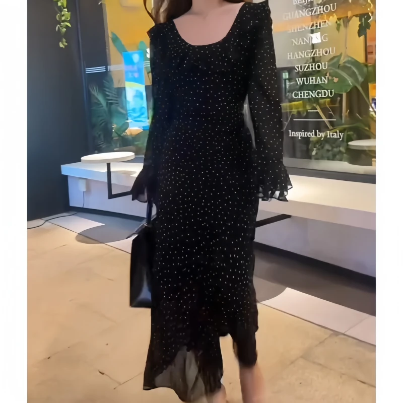 早秋大码胖mm长袖法式风时尚百搭新款波点裙收腰显瘦温柔风连衣裙