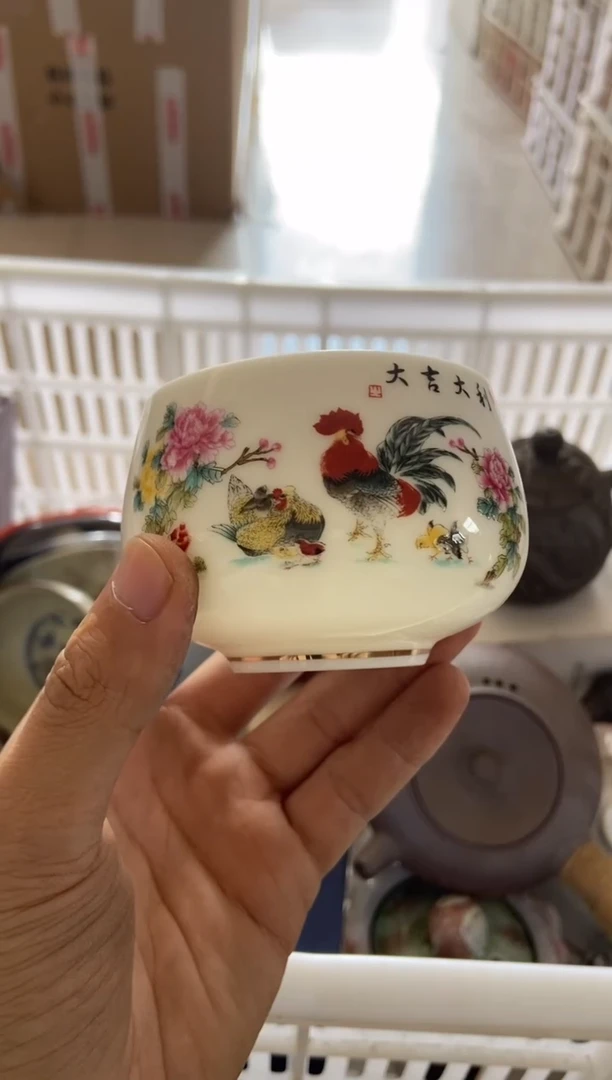 无运费险有瑕疵的摄影的产品有使用过的痕迹有点脏介意勿拍