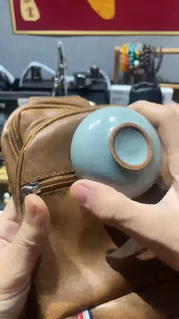 瓷片闪购商品 如图所示
