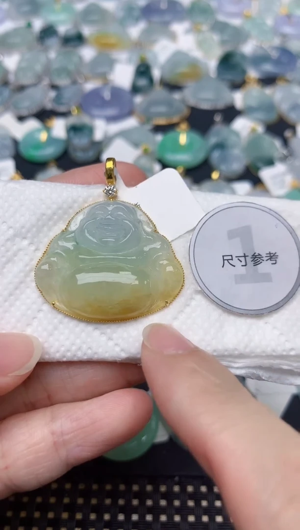 颈饰18K金镶嵌翡翠天然缅甸A货翡翠