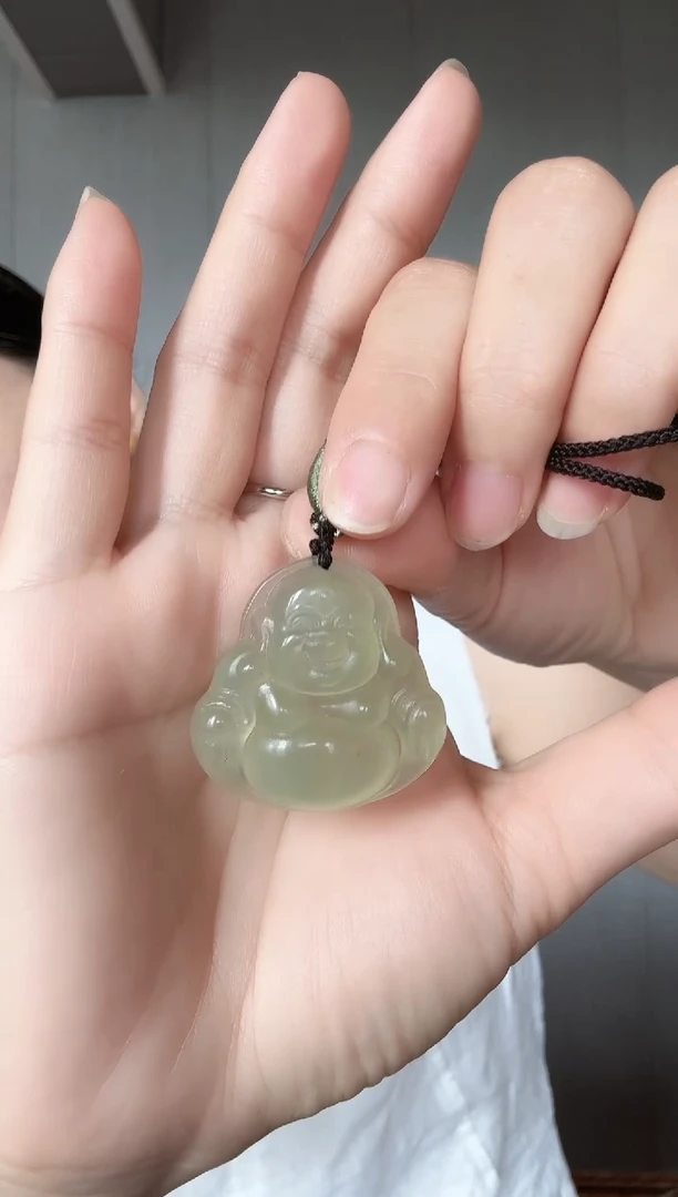 岫玉未镶嵌颈饰一**瑰岫玉佛公