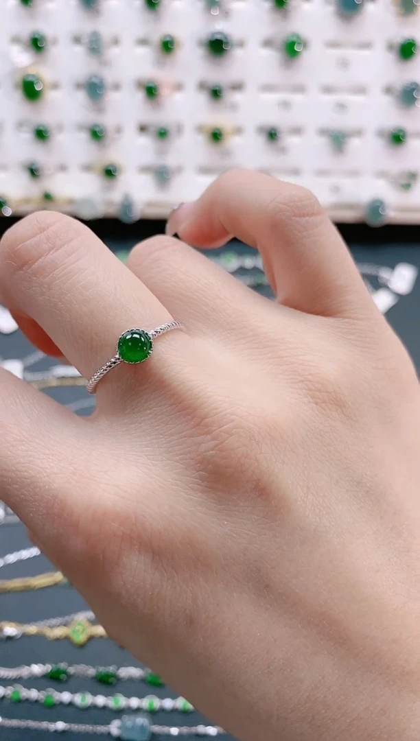 【闪购商品】翡翠戒指银S925镶嵌天然翡翠