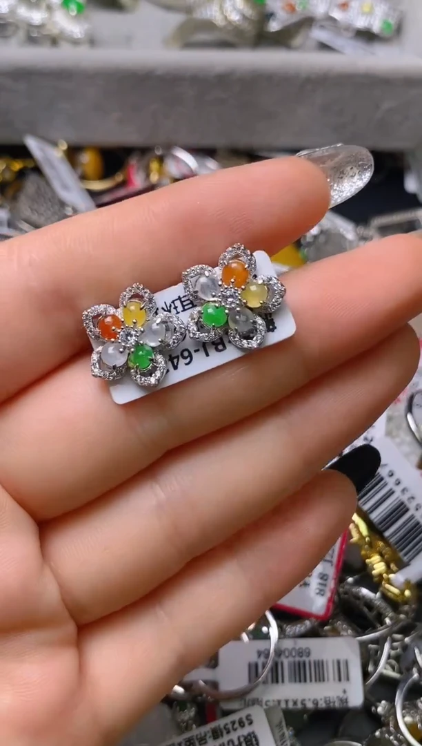 银S925镶嵌戒指翡翠 百内无证书