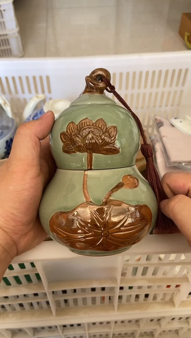 杯无运费险有瑕疵的摄影的产品有使用过的痕迹有点脏介意勿拍