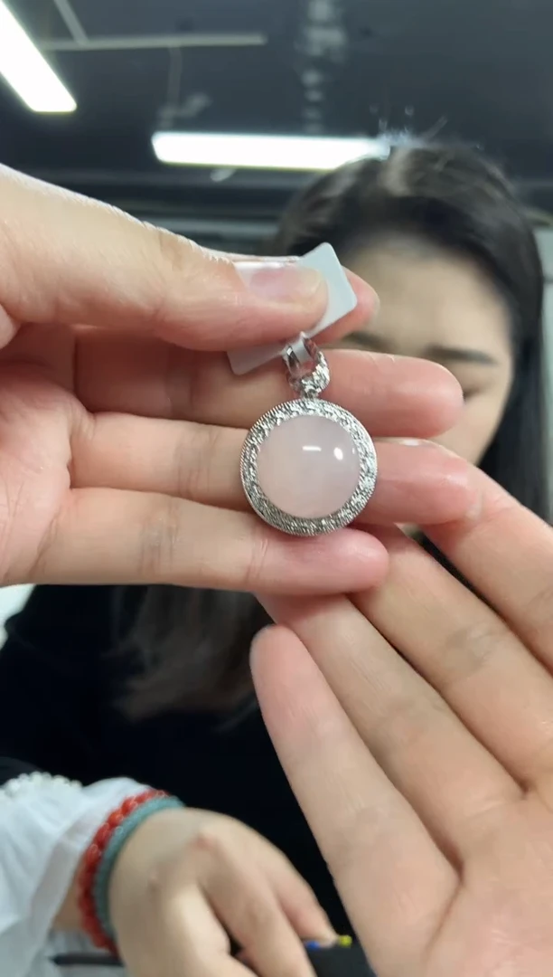 【闪购商品】水晶吊坠未镶嵌多样性发其一颜色微差