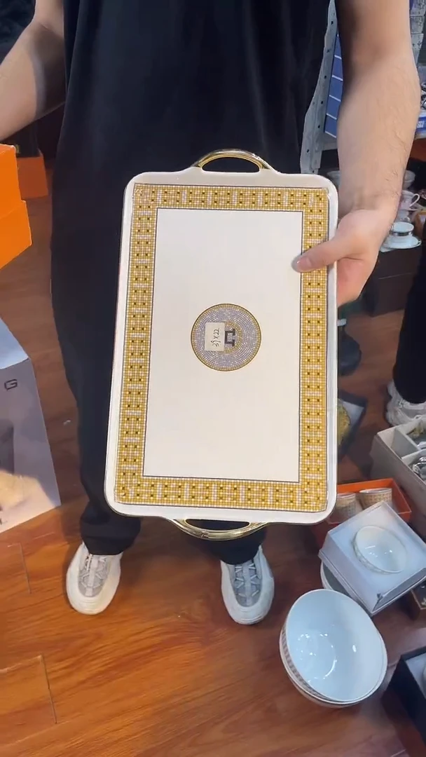 杯鸿辉家品牌瓷器，京东包邮！