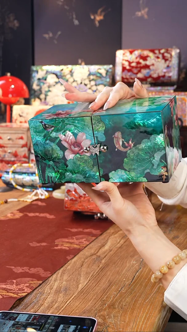 【闪购商品】瓷片螺钿工艺香椿木首饰盒