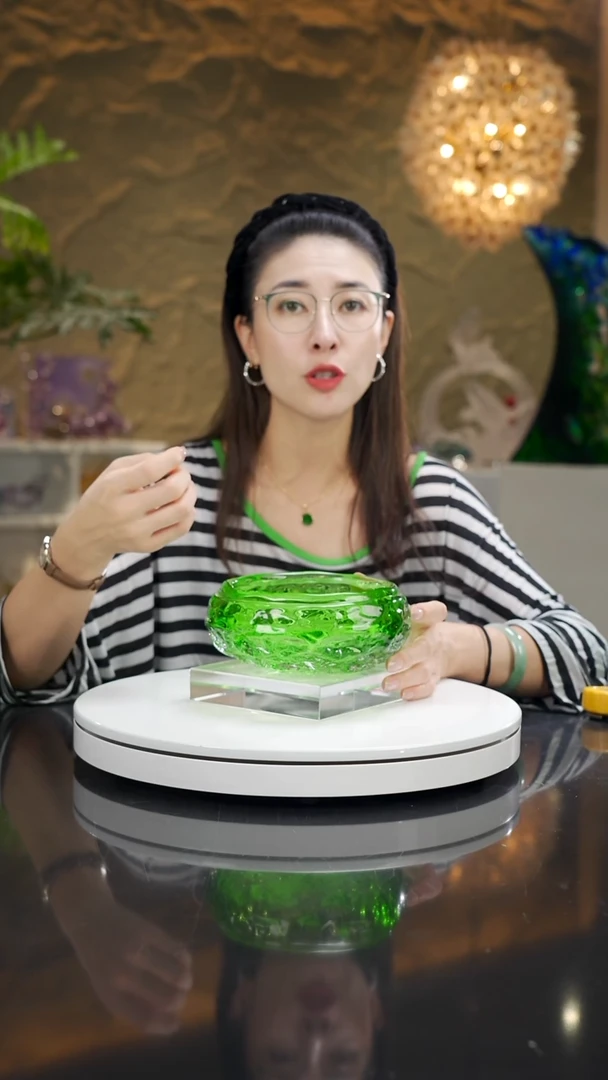 琉璃绿色水波纹果碗