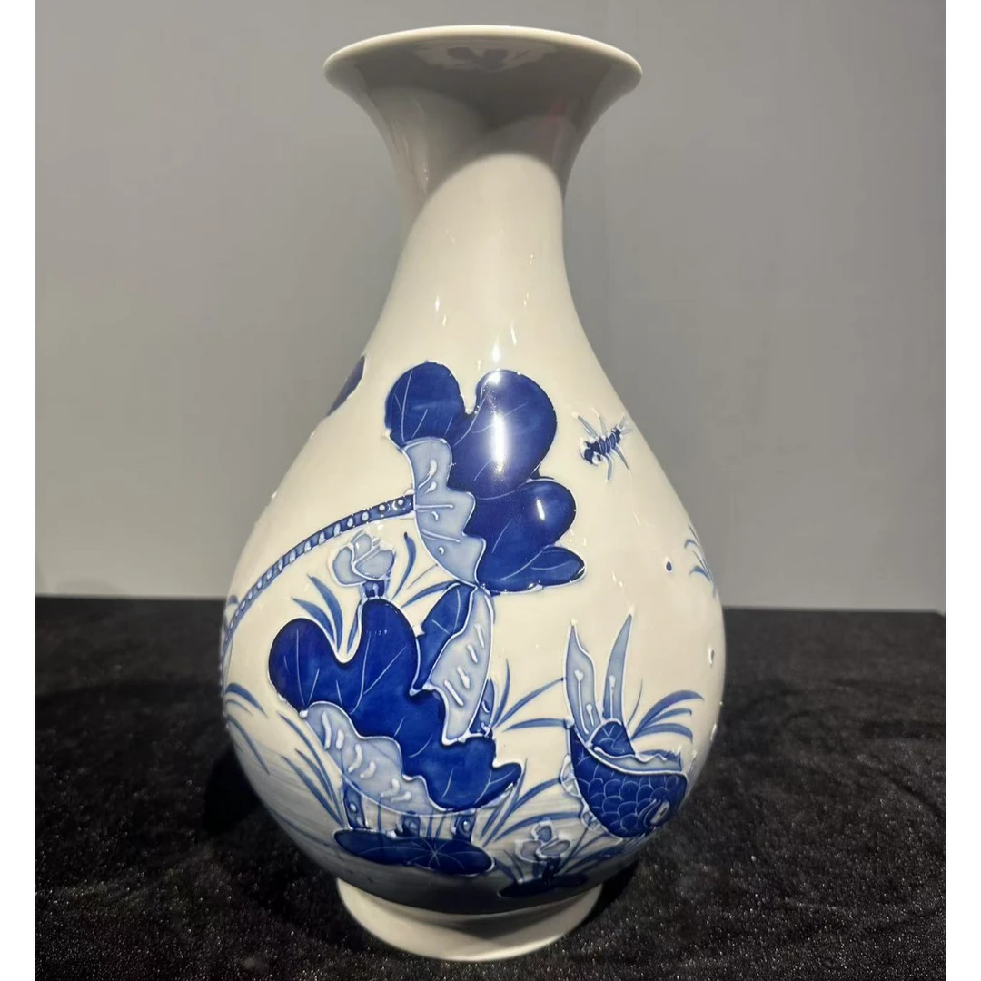 景德镇陶瓷荷花雕刻花瓶