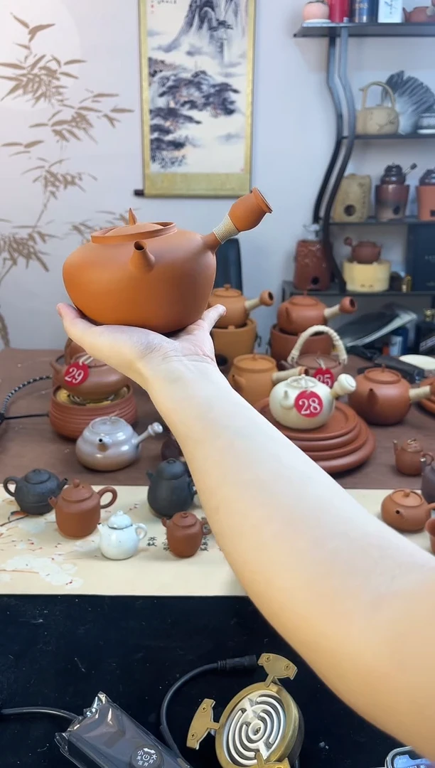 大*?下播福利鸡蛋黄泡茶小壶