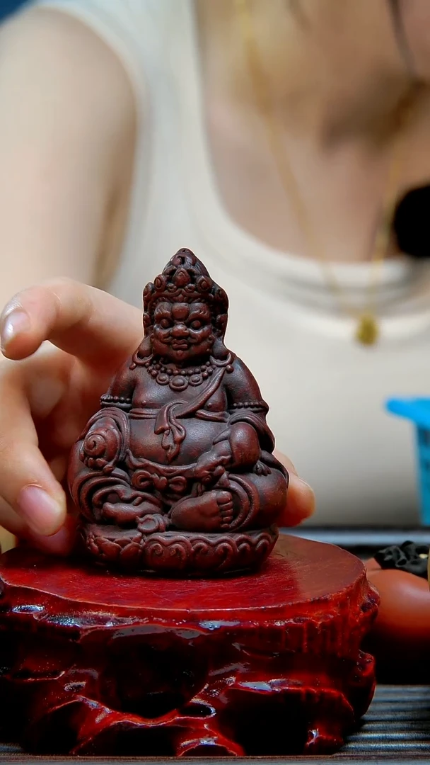 紫砂紫砂茶宠摆件不动明王