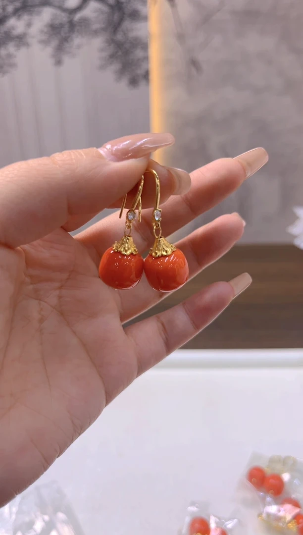 14K金镶嵌耳饰玛瑙/玉髓E959