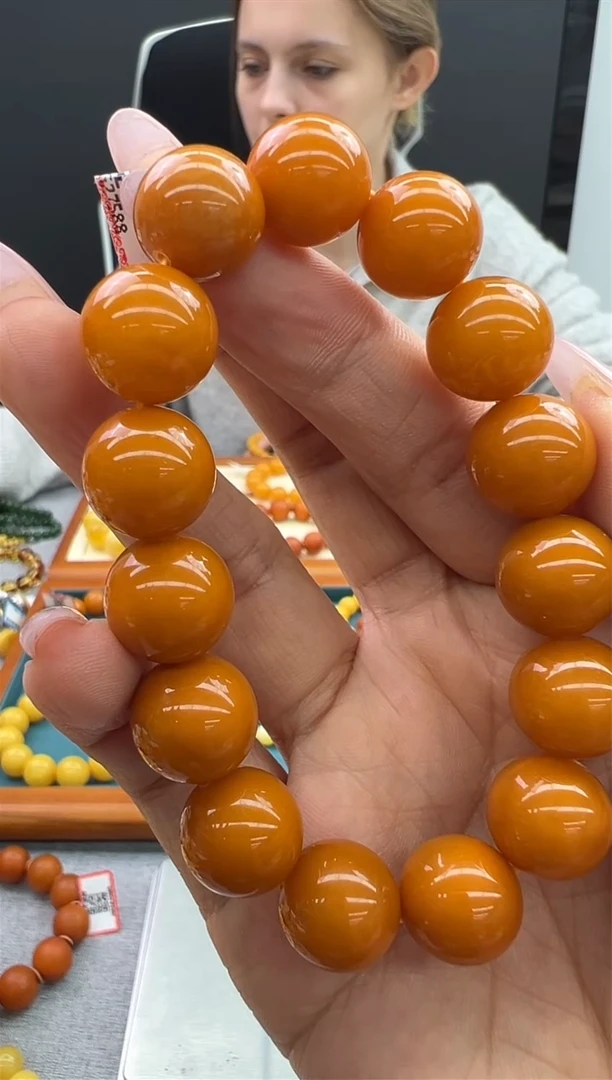 【闪购商品】琥珀手链未镶嵌13秒拍号