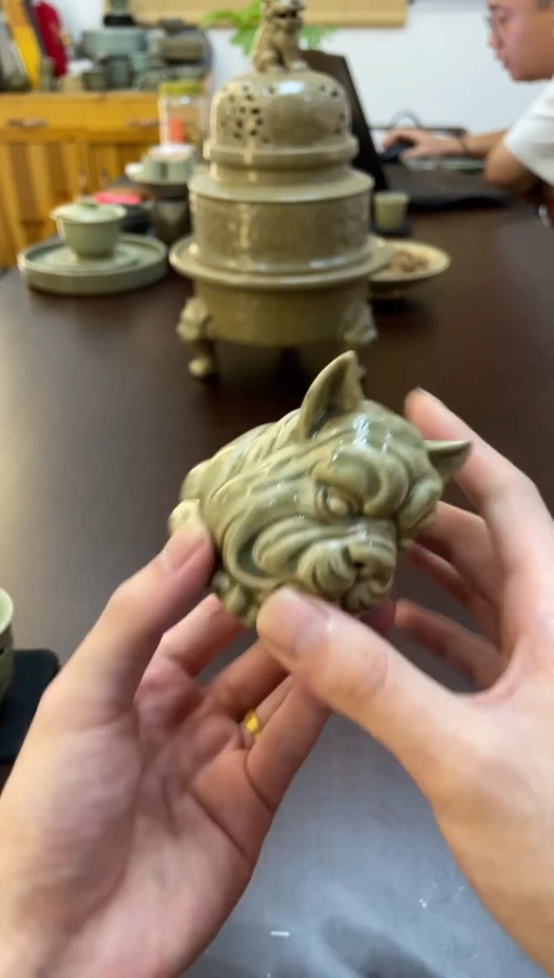 七**八柴烧德炜专场青瓷开场小狗