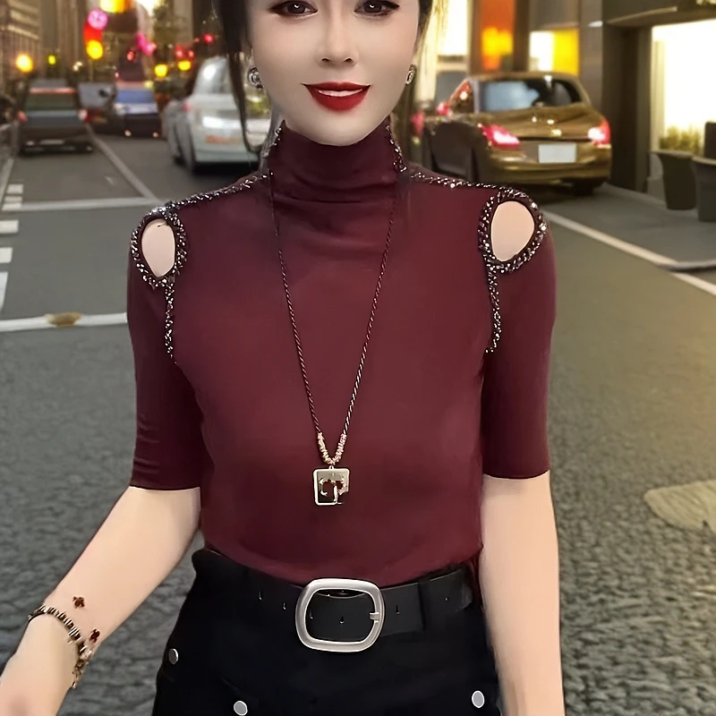 早秋新款半高领时尚t恤女露肩打底衫新款串珠百搭内搭网红打底衫