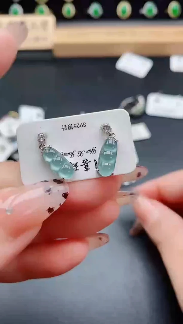 银S925镶嵌戒指翡翠1