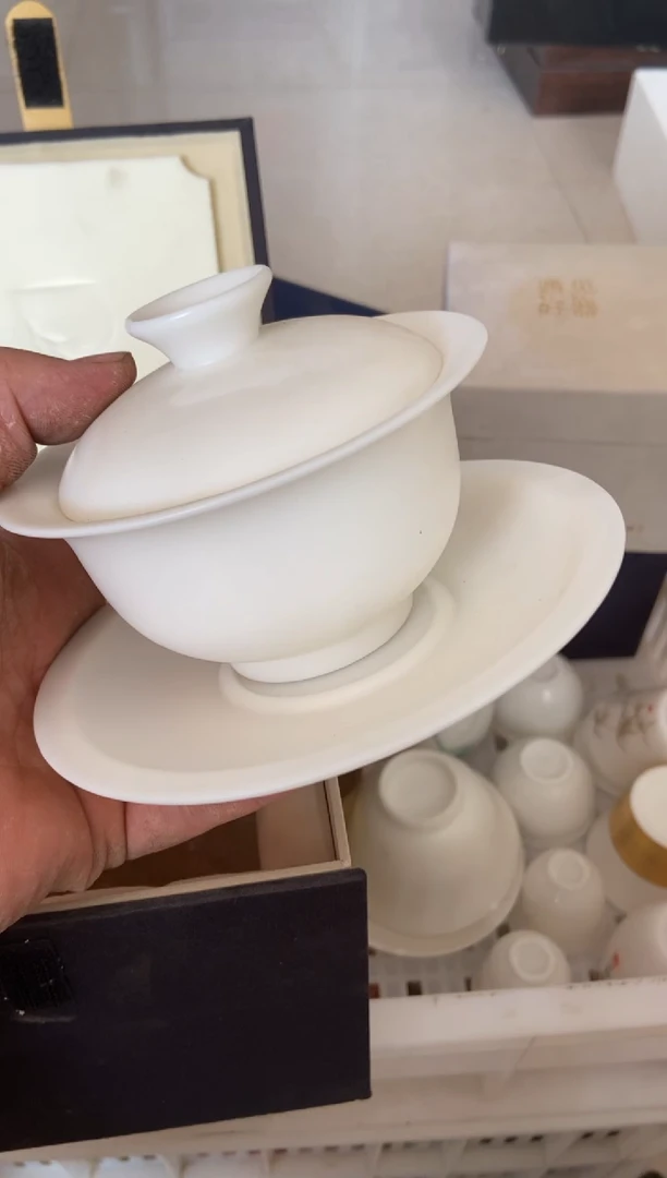 杯无运费险有瑕疵的摄影的产品有使用过的痕迹有点脏介意勿拍