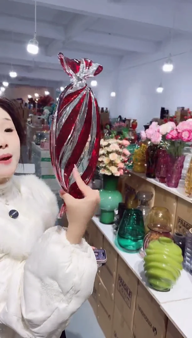 【闪购商品】玻璃私花花瓶微瑕-YH7R