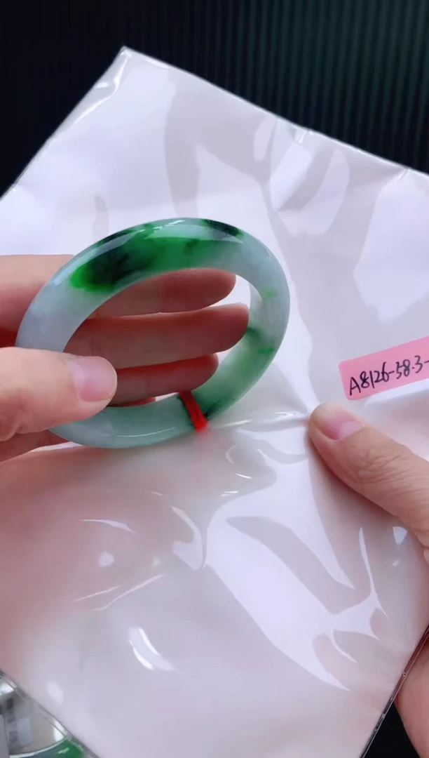 未镶嵌手镯翡翠58